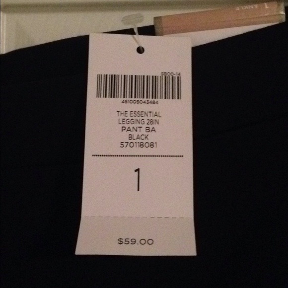 CHICOS - Picture 2 of 2